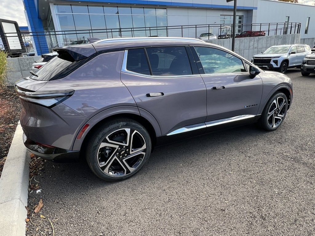 2025 Chevrolet Equinox EV LT