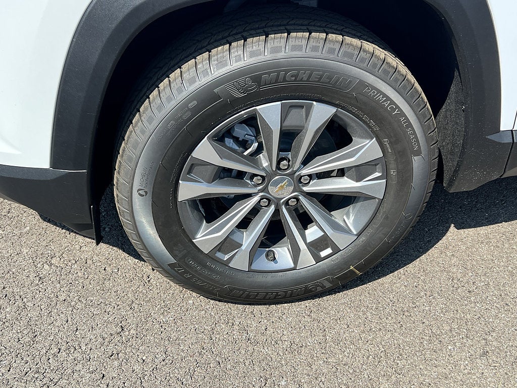 2027 Chevrolet Equinox AWD LT