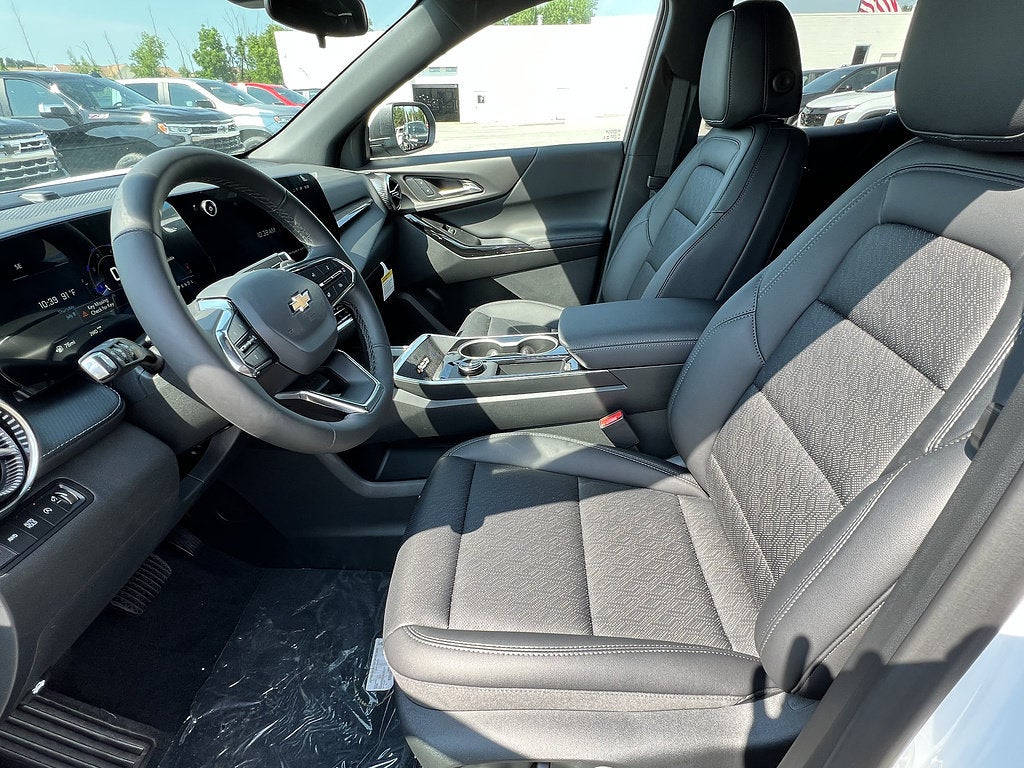 2027 Chevrolet Equinox AWD LT