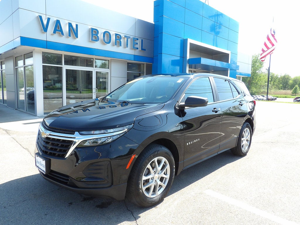 2023 Chevrolet Equinox LS