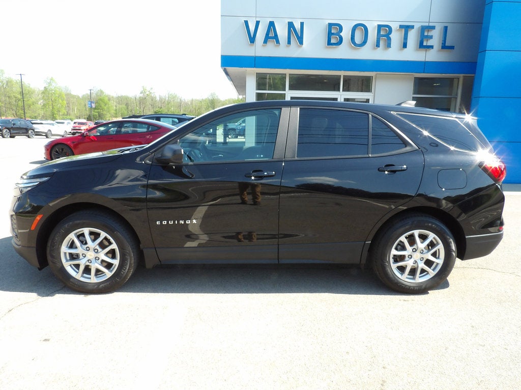 2023 Chevrolet Equinox LS