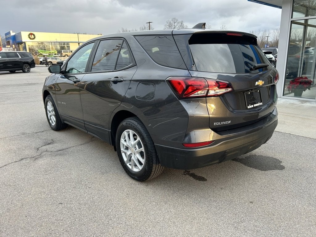 2022 Chevrolet Equinox LS