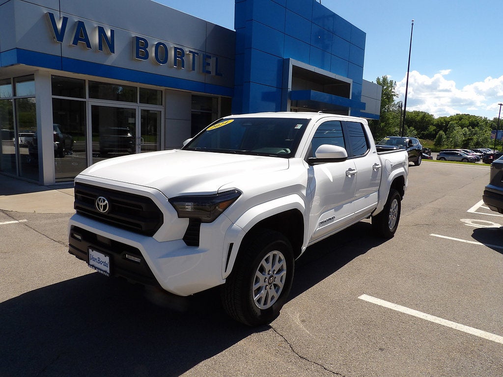 2024 Toyota Tacoma SR5