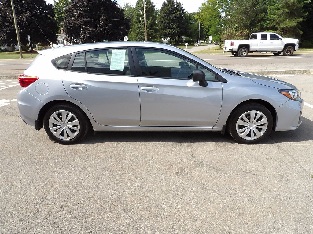 2017 Subaru Impreza 2.0i