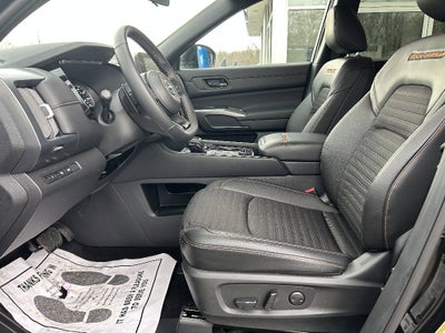 2025 Nissan Pathfinder Rock Creek 4WD