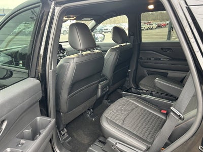 2025 Nissan Pathfinder Rock Creek 4WD