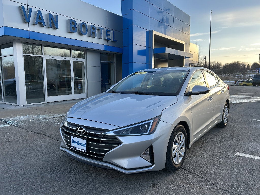 2020 Hyundai Elantra SE