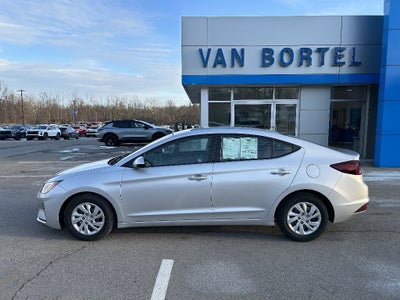 2020 Hyundai Elantra SE