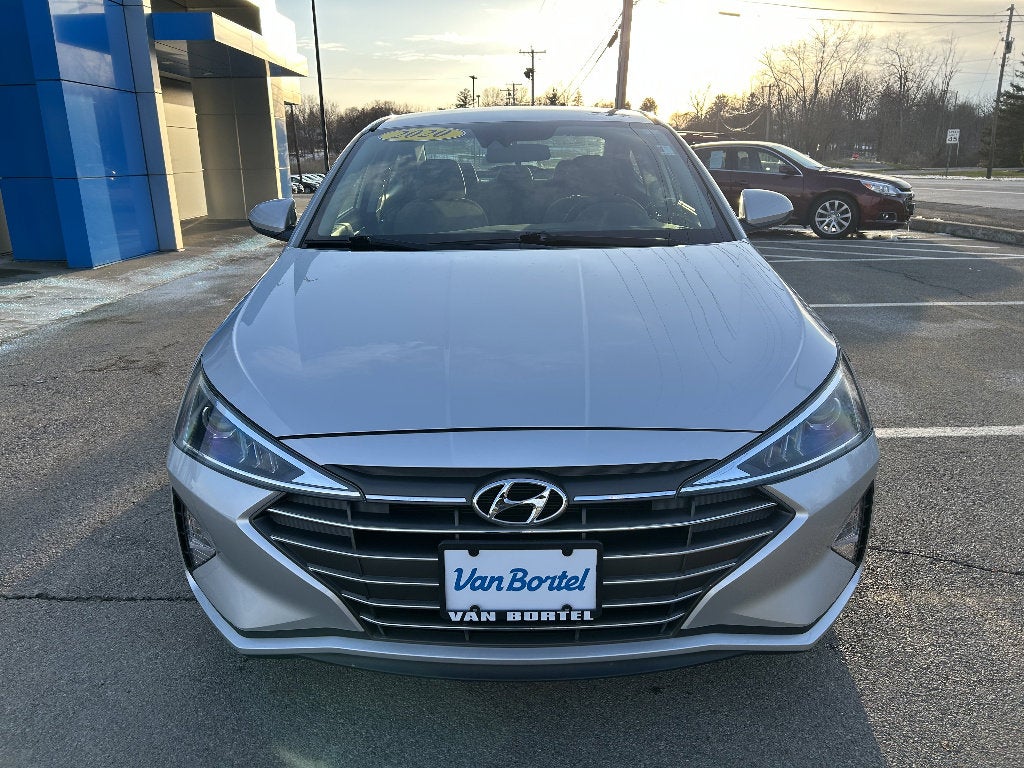 2020 Hyundai Elantra SE