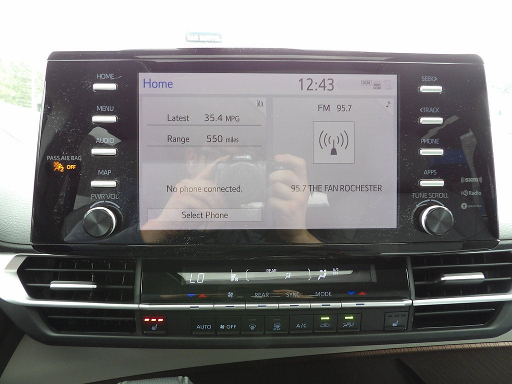 2022 Toyota Sienna XLE