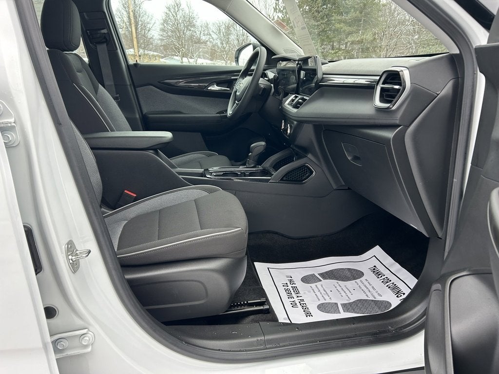 2024 Chevrolet Trailblazer LS