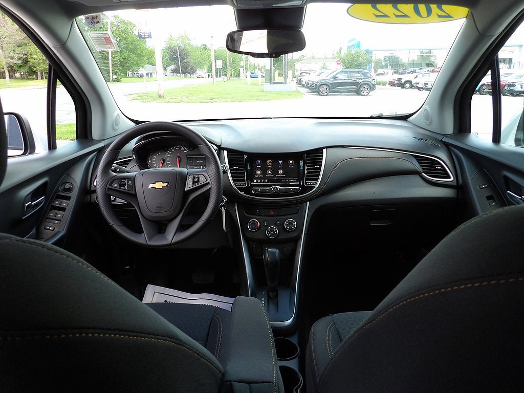 2022 Chevrolet Trax LS