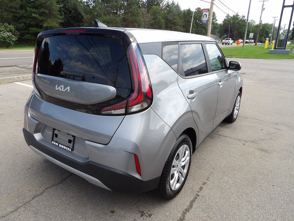 2023 Kia Soul LX