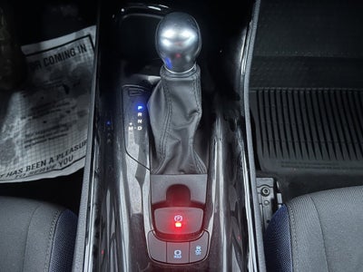 2022 Toyota C-HR XLE