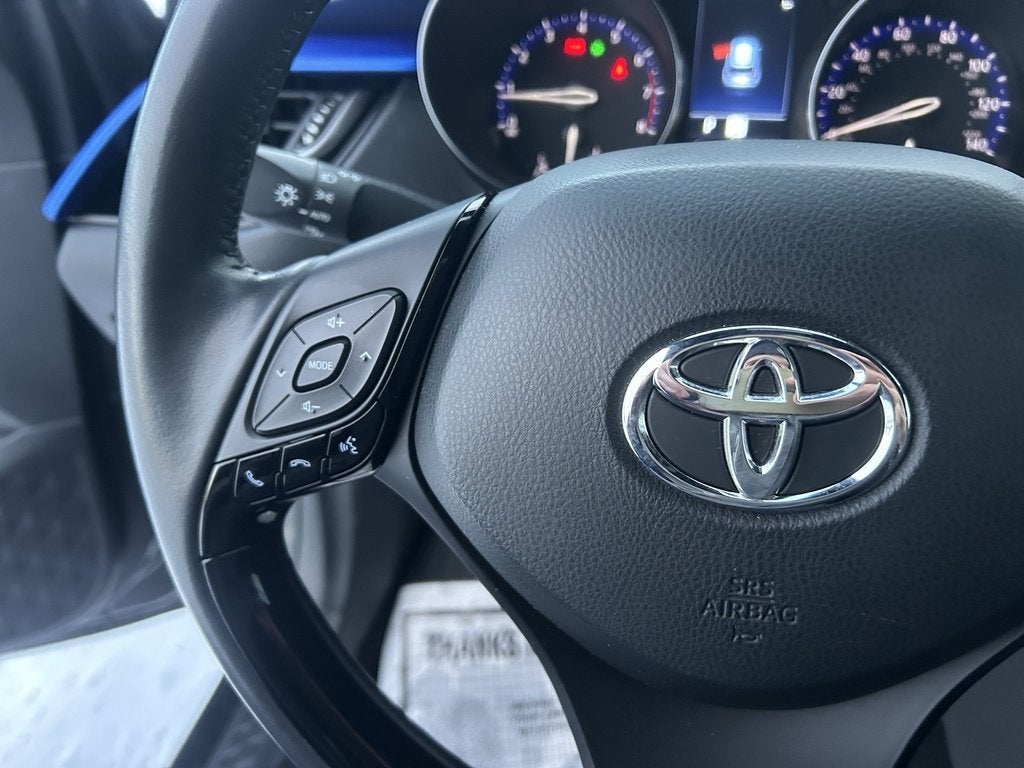 2022 Toyota C-HR XLE