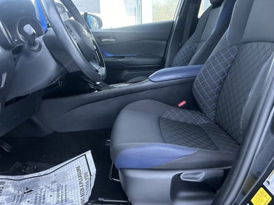 2022 Toyota C-HR XLE