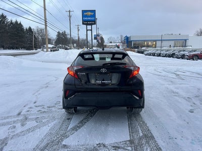 2022 Toyota C-HR XLE