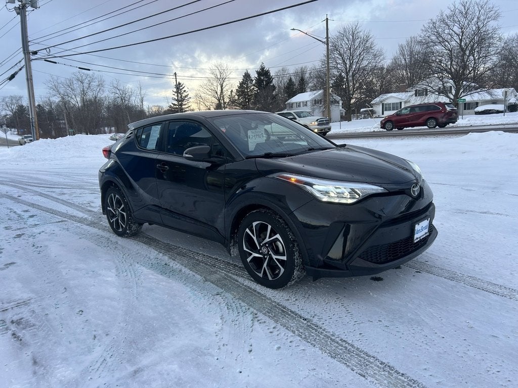2022 Toyota C-HR XLE