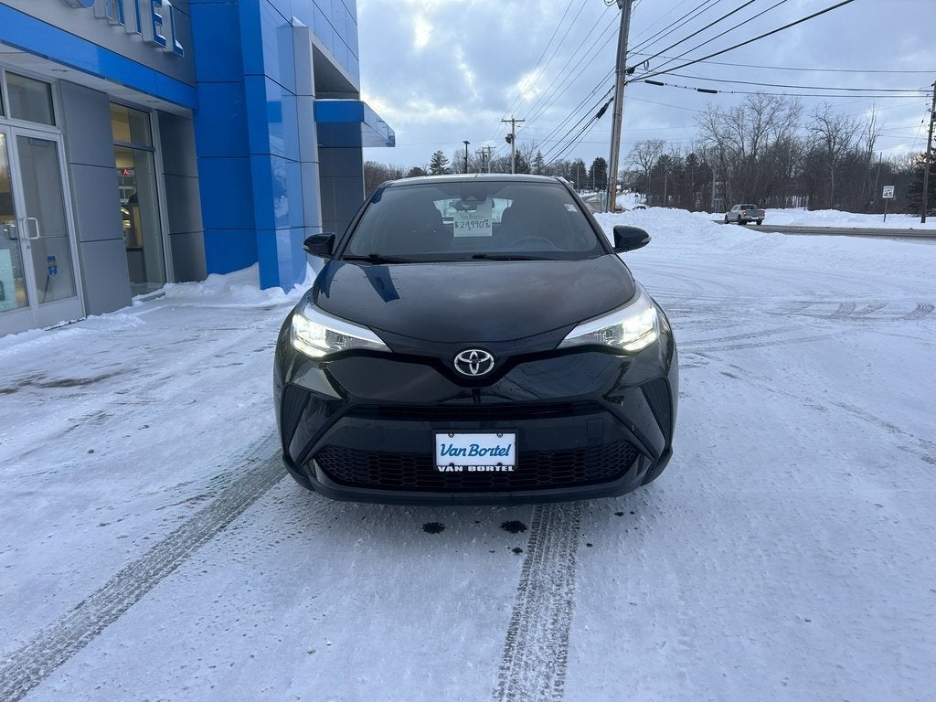 2022 Toyota C-HR XLE