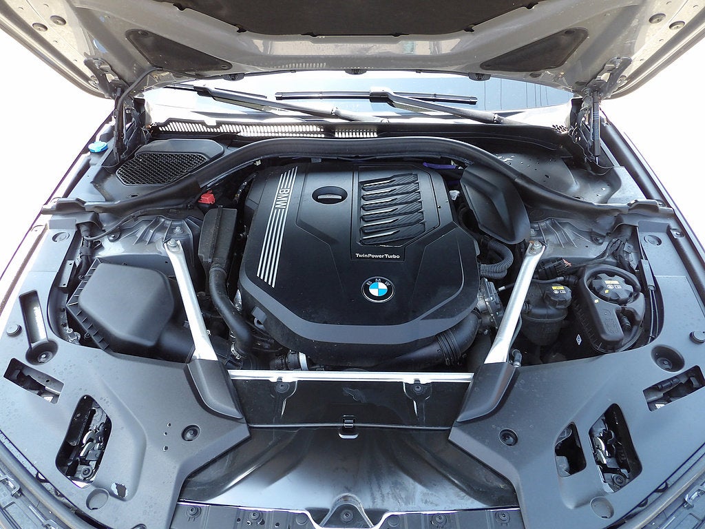 2022 BMW 540 i xDrive