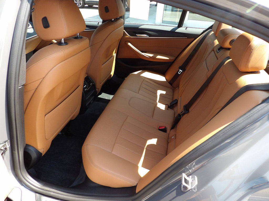 2022 BMW 540 i xDrive