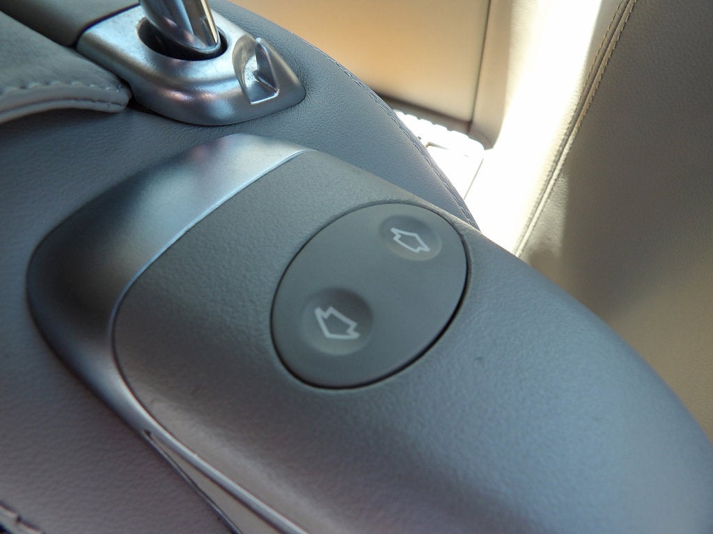 2009 Mercedes-Benz SL 550 V8